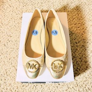 BRAND NEW MICHAEL Michael Kors monogram flat shoes ❤️❤️❤️